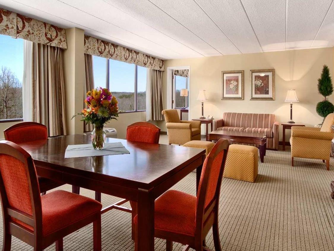 Doubletree By Hilton Charlottesville Kültér fotó