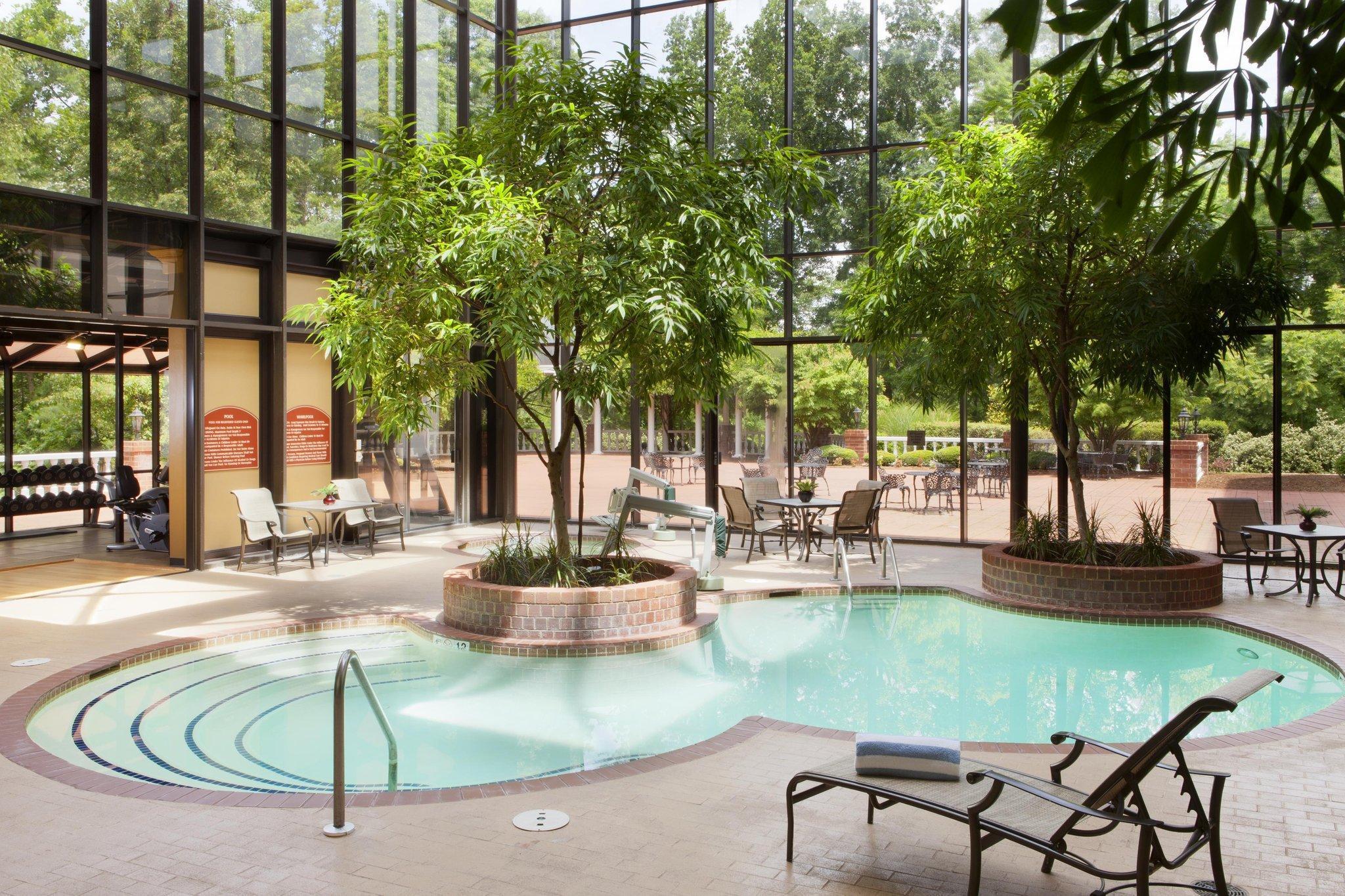 Doubletree By Hilton Charlottesville Kültér fotó