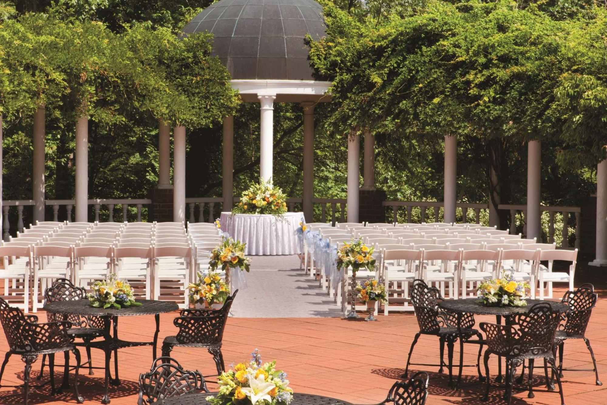 Doubletree By Hilton Charlottesville Kültér fotó