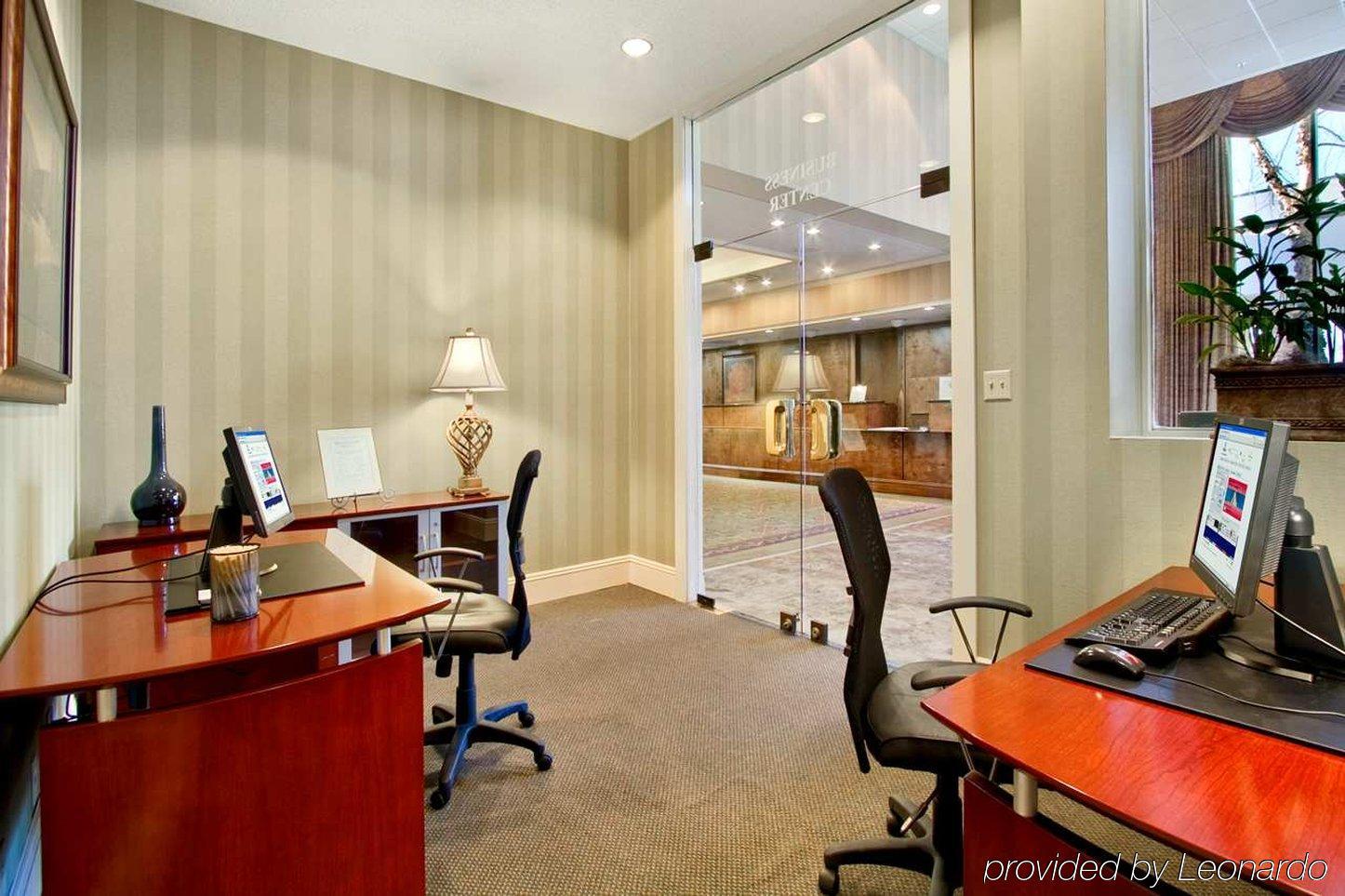 Doubletree By Hilton Charlottesville Létesítmények fotó